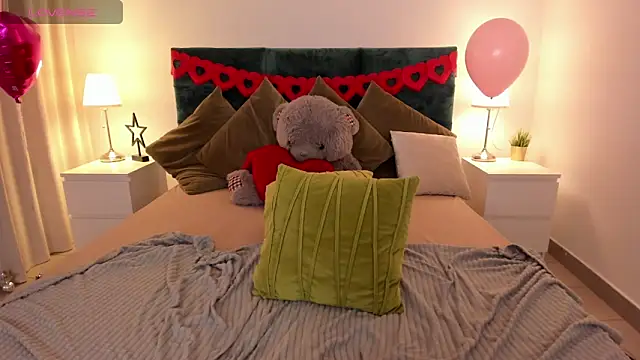 AmA lia  online show from February 2025 11:58:01 AM