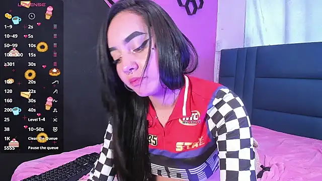 dakota-bright01 online show from January 2025 06:14:01 PM