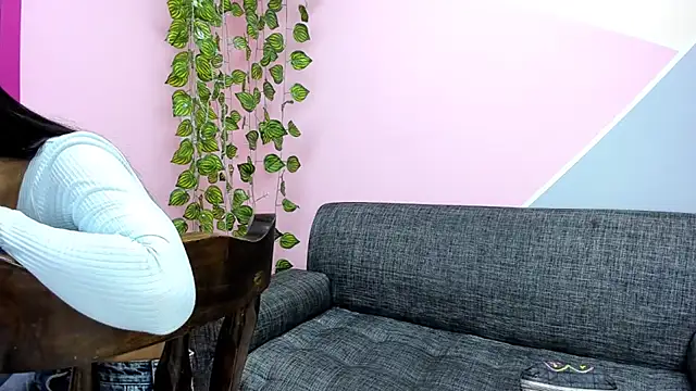 dakota-bright01 online show from February 2025 12:59:01 PM