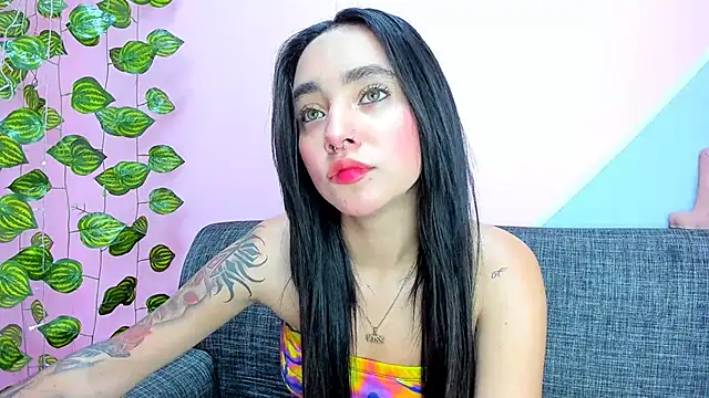 dakota-bright01 online show from February 2025 01:55:02 PM