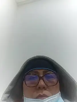 Snapshot of Darly_Gomez chatting on June 2026 05:28:01 AM Darly Gomez online show from June 2026 05:28:01 AM
