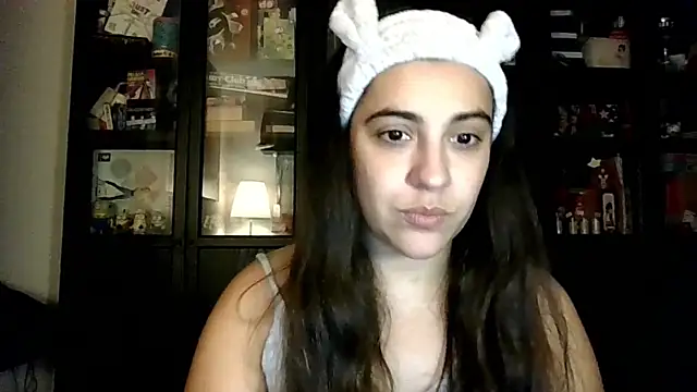 Ursumi1 online show from November 2025 07:45:02 PM