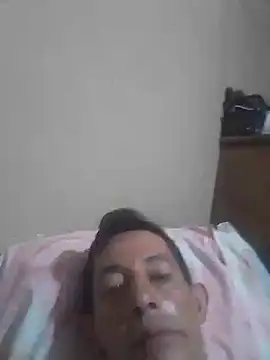 Snapshot of Pirata090586 chatting on November 2025 05:27:02 AM Pirata090586 online show from November 2025 05:27:02 AM