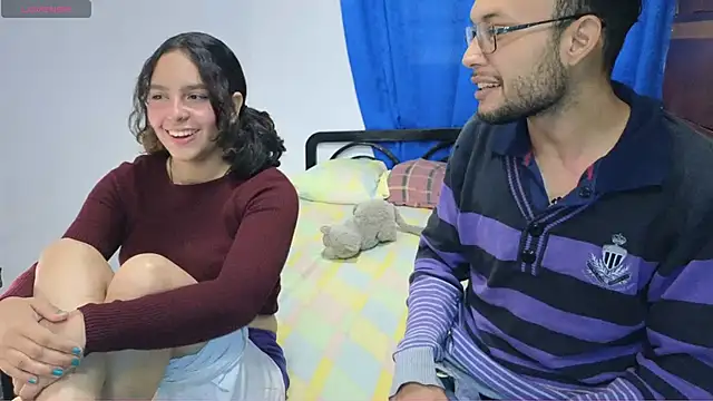 Snapshot of YuKinaHentaiI chatting on February 2025 12:33:01 PM YuKinaHentaiI online show from February 2025 12:33:01 PM