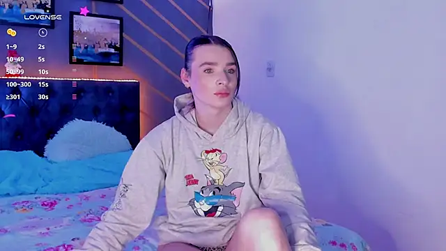 elafranco  online show from December 2024 08:10:02 PM