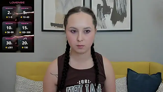 Snapshot of BeatriceReeves chatting on June 2026 01:08:02 AM BeatriceReeves online show from June 2026 01:08:02 AM