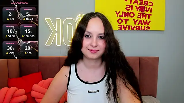 Snapshot of BeatriceReeves chatting on June 2026 01:10:02 AM BeatriceReeves online show from June 2026 01:10:02 AM
