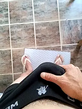 Snapshot of paubabando_ chatting on December 2024 04:46:02 PM paubabando  online show from December 2024 04:46:02 PM