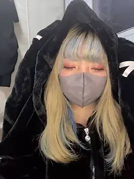 YUNA-yuna online show from December 2024 03:55:01 PM