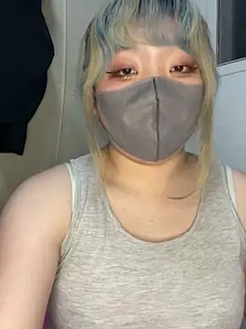 YUNA-yuna online show from December 2024 11:50:02 AM