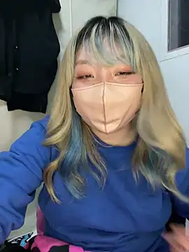 YUNA-yuna online show from January 2025 04:23:02 PM