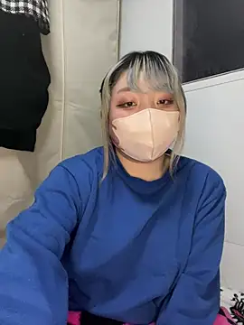 YUNA-yuna online show from January 2025 03:44:02 PM