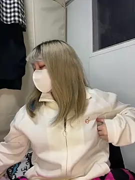 YUNA-yuna online show from January 2025 02:02:02 PM