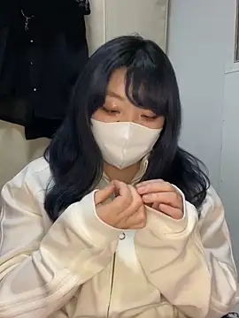 YUNA-yuna online show from January 2025 02:17:02 PM