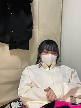 YUNA-yuna online show from January 2025 04:24:01 PM