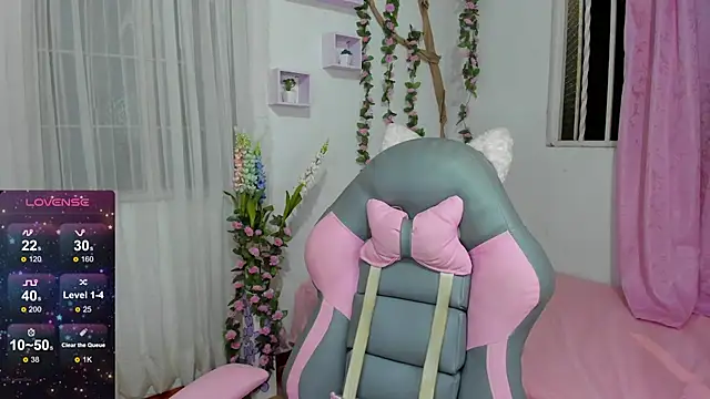 Eily   online show from February 2025 05:26:02 AM