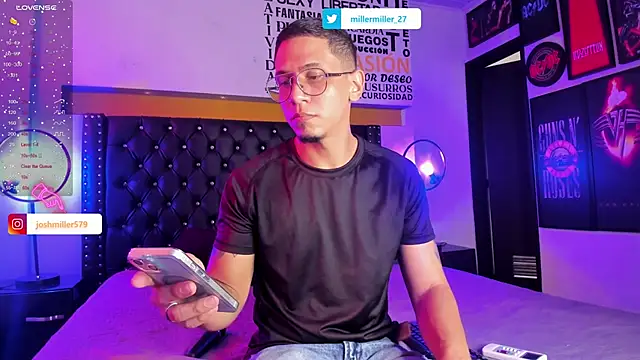Snapshot of JoshMillerr_ chatting on February 2025 08:03:01 PM JoshMillerr online show from February 2025 08:03:01 PM