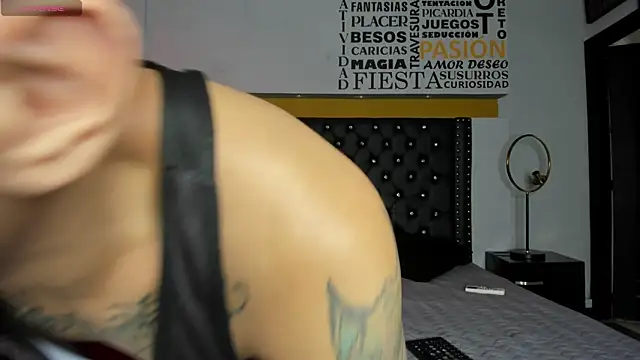 Snapshot of JoshMillerr_ chatting on February 2025 07:56:02 PM JoshMillerr online show from February 2025 07:56:02 PM