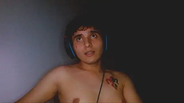 Charley quin online show from September 2025 04:23:02 AM