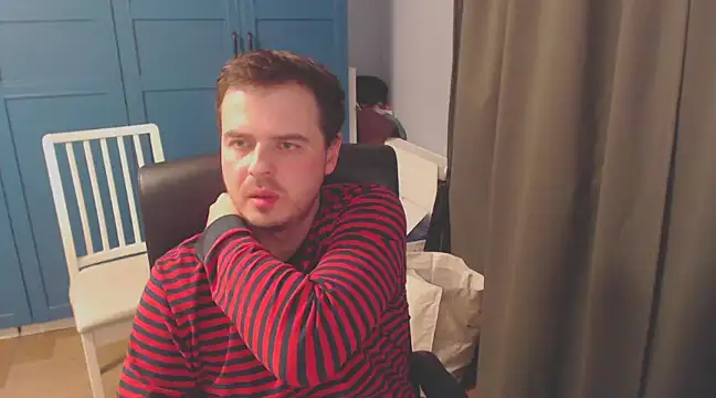 CuteMan33 online show from December 2024 08:48:01 PM