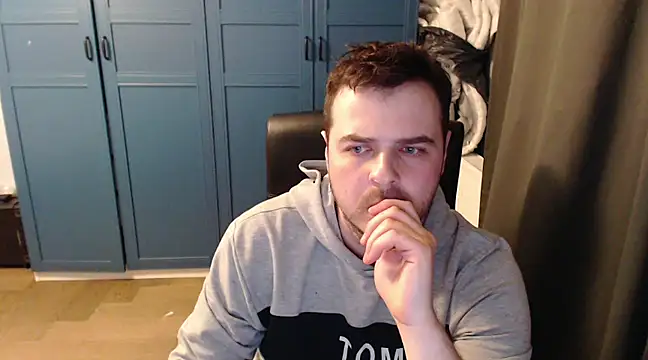 CuteMan33 online show from March 2025 08:42:02 PM