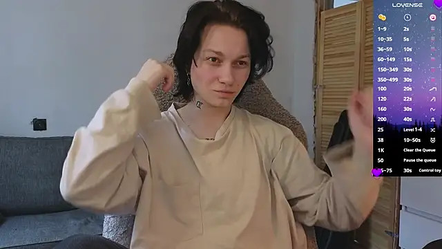 esajukyy online show from April 2026 08:52:02 AM