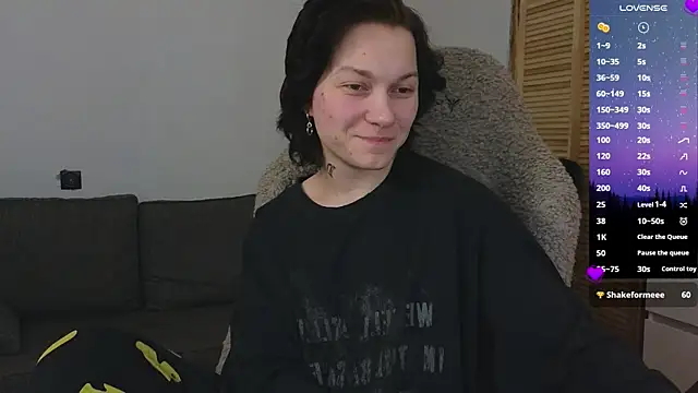 esajukyy online show from April 2026 03:07:01 PM