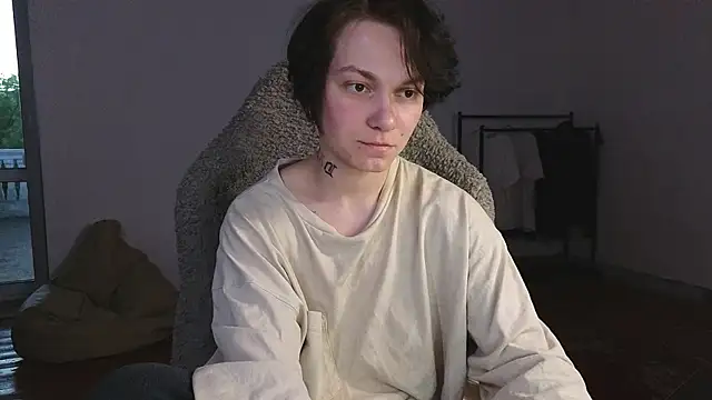 esajukyy online show from June 2026 02:33:01 PM
