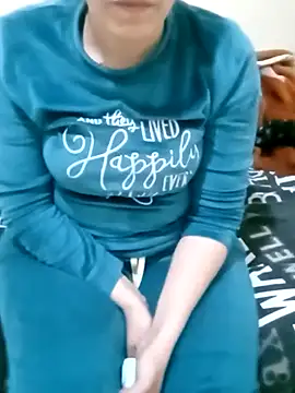 ShadiaStar online show from February 2025 11:42:02 AM