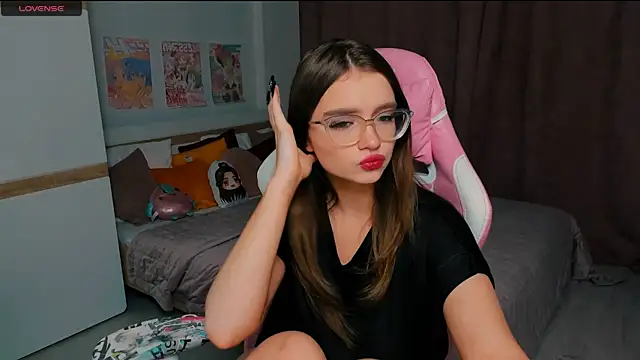 Sonya Glen online show from December 2025 02:30:01 AM