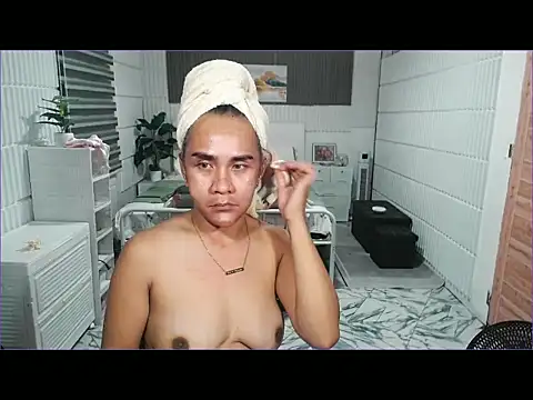 Snapshot of MS_SexCumEducation_TS chatting on October 2025 03:29:02 AM MS SexCumEducation TS online show from October 2025 03:29:02 AM