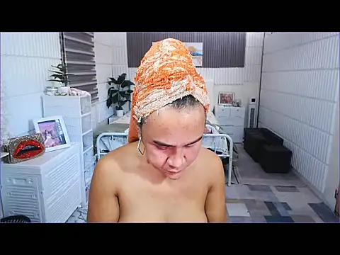 Snapshot of MS_SexCumEducation_TS chatting on October 2025 02:48:01 AM MS SexCumEducation TS online show from October 2025 02:48:01 AM