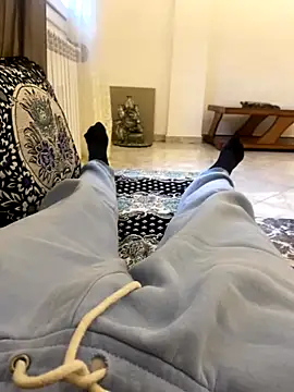 Lahcene online show from January 2026 12:31:01 PM