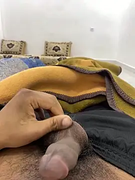 Lahcene online show from March 2026 11:42:01 PM