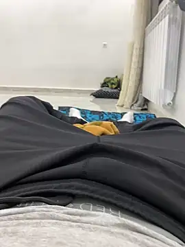 Lahcene online show from March 2026 06:11:02 PM