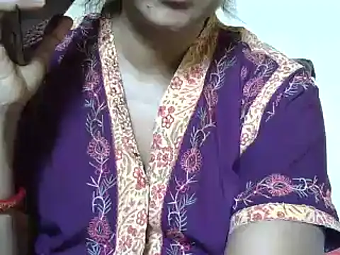 Snapshot of Suhana-sapna chatting on January 2025 03:45:02 AM Suhana-sapna online show from January 2025 03:45:02 AM