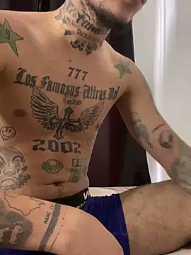 Snapshot of Junihn0 chatting on December 2024 05:15:02 PM Junihn0 online show from December 2024 05:15:02 PM