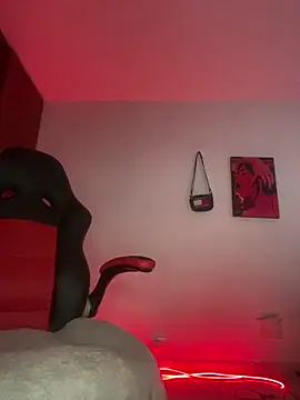 Snapshot of Junihn0 chatting on February 2025 04:03:01 PM Junihn0 online show from February 2025 04:03:01 PM