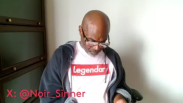 sinnernoir online show from April 2026 08:11:02 PM