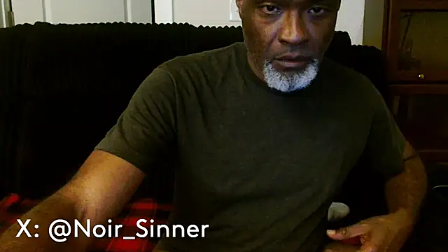 Snapshot of sinnernoir chatting on June 2026 03:12:01 AM sinnernoir online show from June 2026 03:12:01 AM