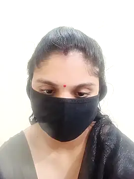 Cute-Aadhvita online show from October 2025 12:41:02 AM