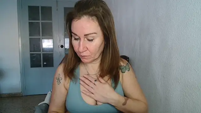 Snapshot of TamaraSweetxo chatting on February 2025 04:18:02 PM TamaraSweetxo online show from February 2025 04:18:02 PM