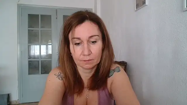 Snapshot of TamaraSweetxo chatting on February 2025 11:00:02 AM TamaraSweetxo online show from February 2025 11:00:02 AM