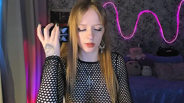 Inma Lewdness online show from February 2025 02:43:02 PM