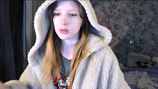 Inma Lewdness online show from September 2025 08:35:01 PM