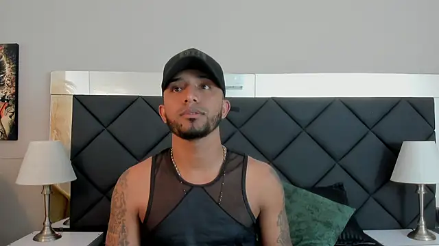 Robin Rief online show from November 2025 03:17:01 AM