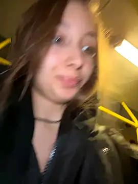 VelvetVixenI online show from November 2025 04:27:01 PM