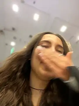 VelvetVixenI online show from April 2026 04:08:01 PM