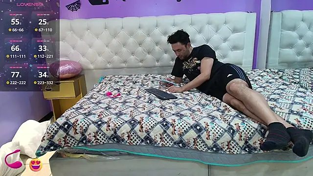 Snapshot of JeremmyAndStacy chatting on March 2025 10:46:01 AM JeremmyAndStacy online show from March 2025 10:46:01 AM