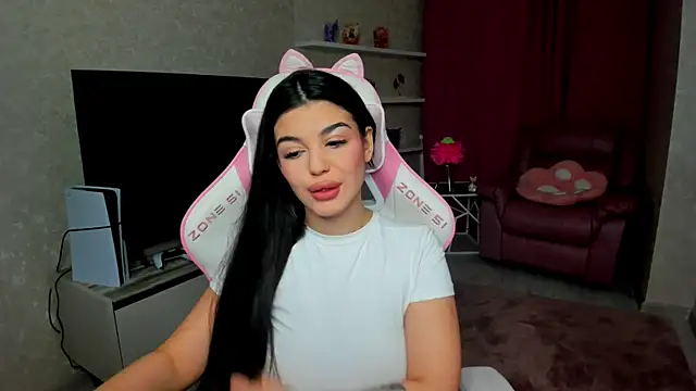 AlluringAriel online show from January 2026 07:39:01 PM